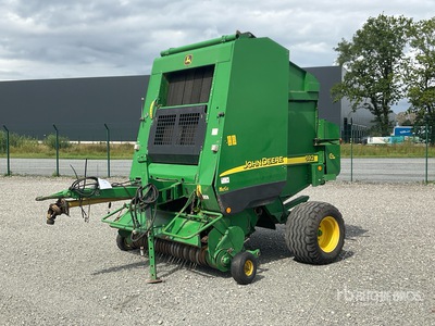 2006 John Deere 592 梱包機
