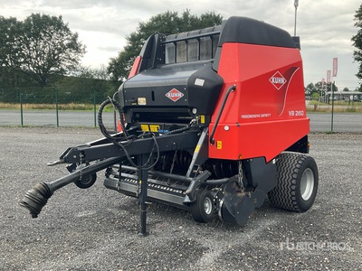 2013 Kuhn VB2160OC 梱包機