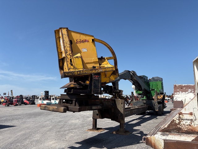 2016 John Deere 437 Trailer Mounted Log Loader