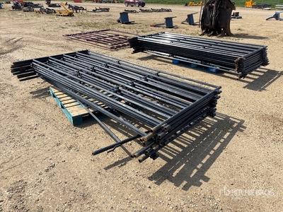 Quantity of 10 ft x 5 ft Livestock Panel