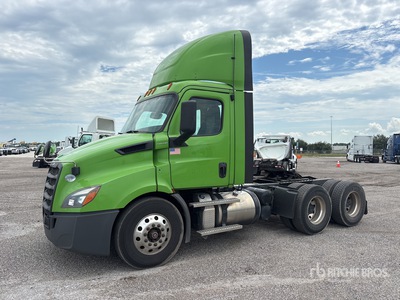2020 Freightliner Cascadia 116 6x4 T/A Day Cab Truck Tractor