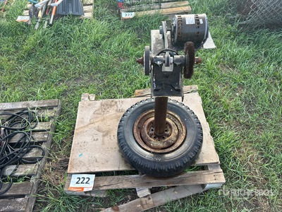 Electric Bench Grinder/Wire Wheel on Stand Articoli da ferramenta e di consumo