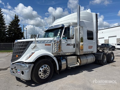 2016 International LoneStar 6x4 Cabina con cuccetta per trattore stradale