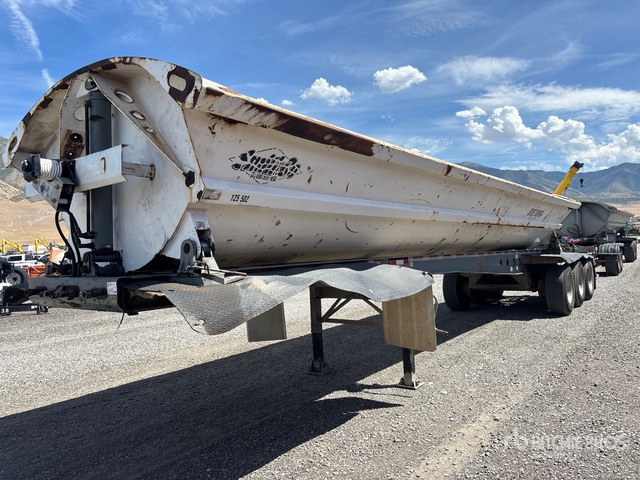 2008 Smithco 42 ft Tri/A Side Dump Trailer