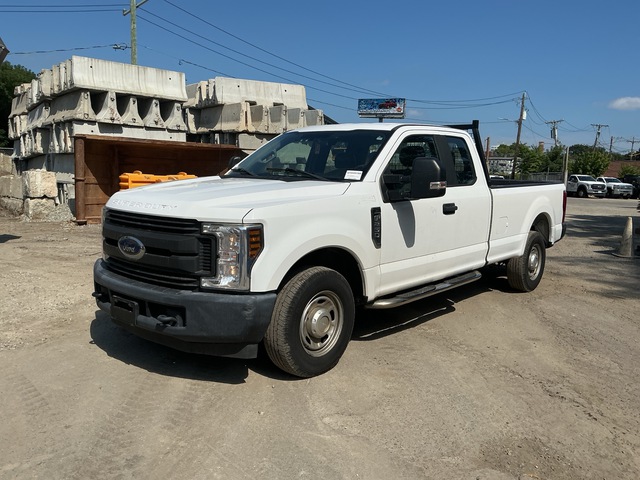2018 Ford F-250 XL 4x2 Extended Cab Pickup