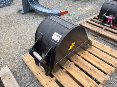 2026 Dynamic Industries 18 in Digging Excavator Bucket (Unused)