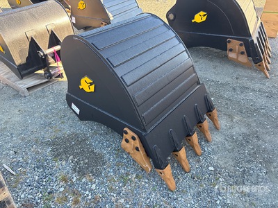 120CL 36 in Digging Excavator Bucket (Unused)
