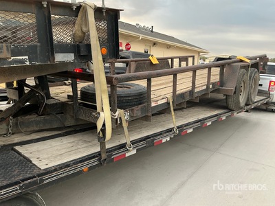 2000 Texas Bragg 20 ft T/A Trailer utilitario