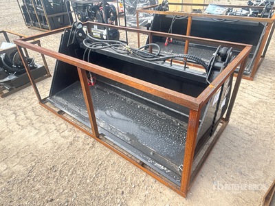 2026 Top Cat 4IN1BCT 75 in Multi-Purpose Benna per mini pala (Unused)