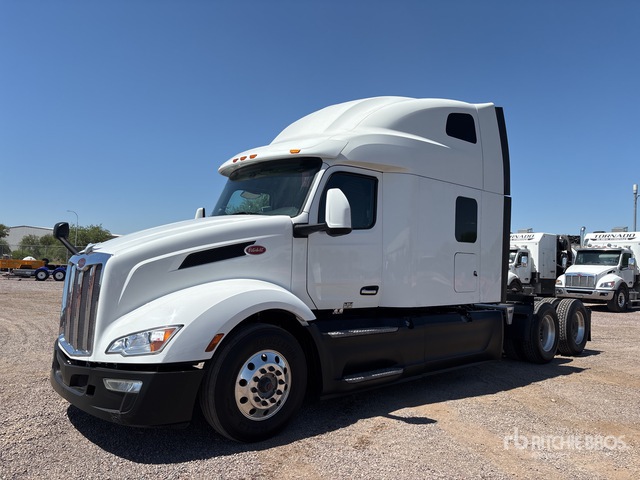 2023 Peterbilt 579 6x4 T/A Sleeper Truck Tractor