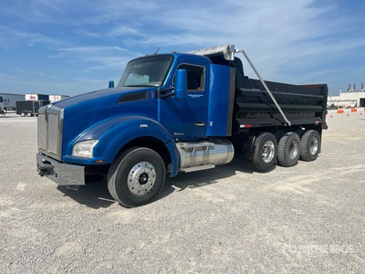 2016 Kenworth T880 8x4 Camion à benne basculante Tridem