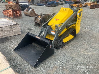 2022 Wacker Neuson SM100 を見 Compact Track Loader
