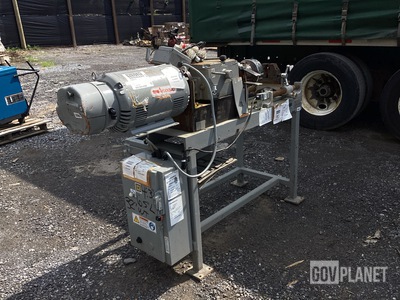 Aeroquip FT1C28 -1-5 Model D STR Assembly Machine
