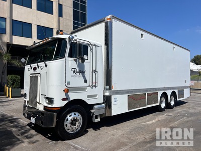 2003 Peterbilt 362 6x4 10 Ton Autocarro furgonato
