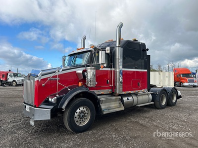 2017 Kenworth T800 6x4 تراكتور شاحنة كابينة النوم (ثنائية المحور)