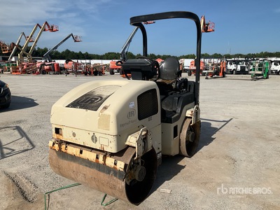 2007 Ingersoll Rand DD-38 Walec dwubębnowy