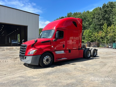 2020 Freightliner Cascadia 126 6x4 T/A Sleeper Truck Tractor
