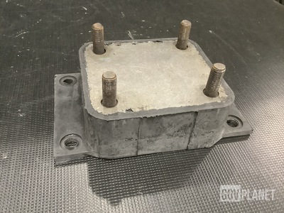 (41) H. A. King 7122 Resilient Mounts