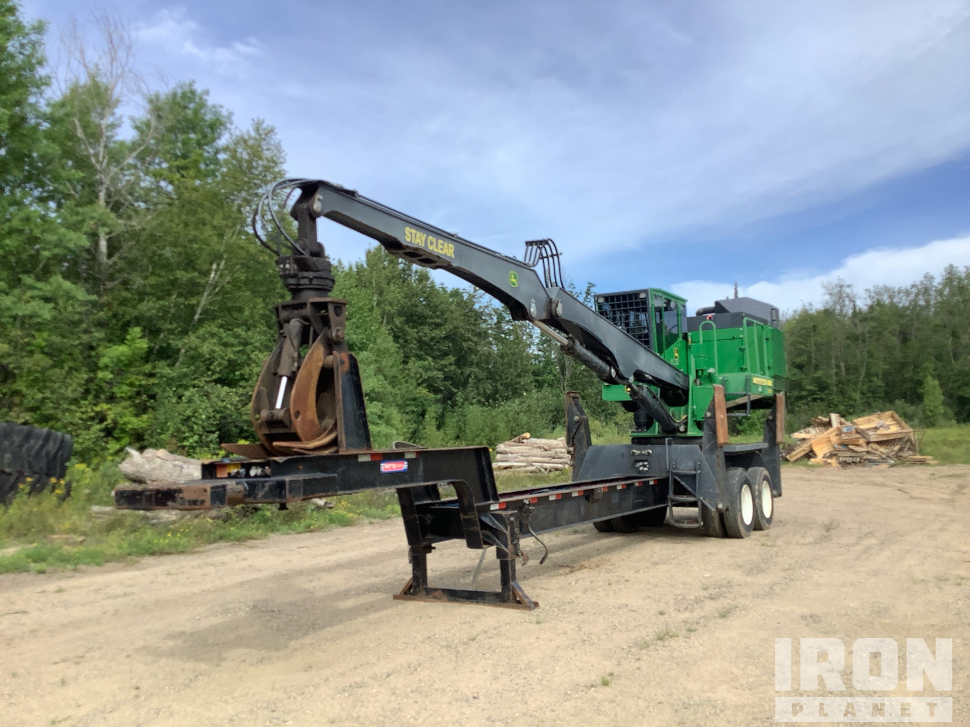 2017 John Deere 337E Trailer Mounted Op aanhanger gemonteerde houtlader