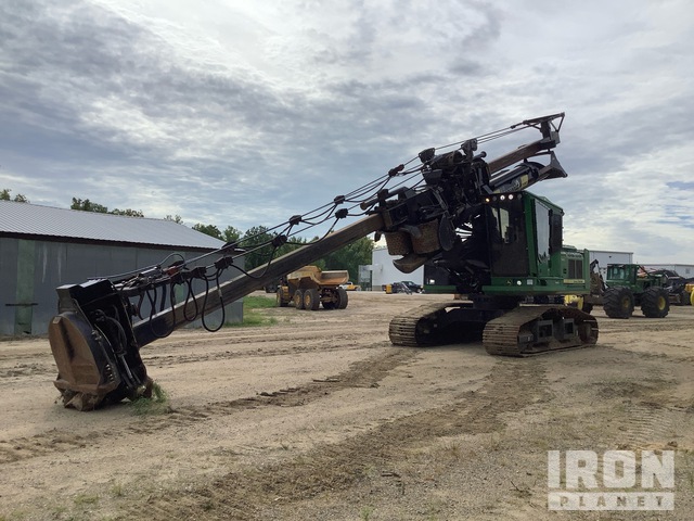 2015 John Deere 2154D Tracked Limmitt 2100C Delimber