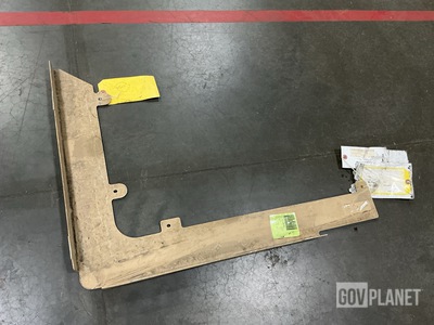 (23) Navistar Defense 3689938C3L Access Covers