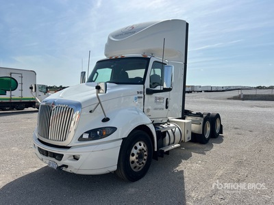2019 International RH613 6x4 Cabeza Tractora Cabina Corta