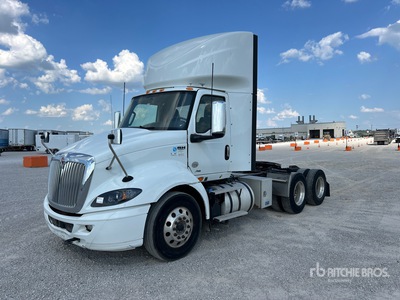 2019 International RH613 6x4 Ciągnik siodłowy T/A z kabiną dzienną