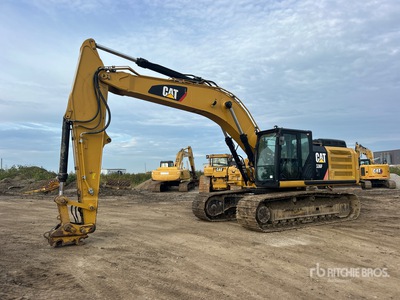 2017 Cat 336F L Escavatore cingolato