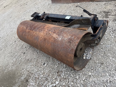 Cat 73 in Skid Steer Vibratory Roller