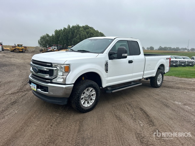 2021 Ford F-250 XLT 4x4 Extended Cab Pickup
