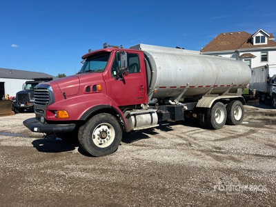 1999 Sterling L9513 5000 gal 6x4 Water Truck