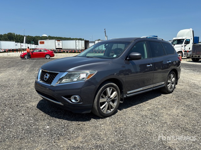 2014 Nissan Pathfinder 4x4 SUV