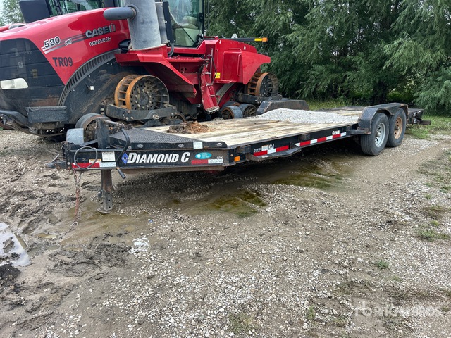 2021 Diamond C LPX207 25 ft T/A Equipment Trailer