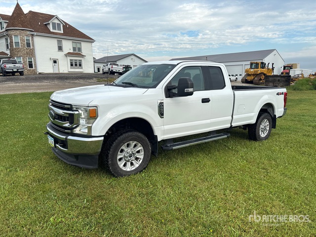 2021 Ford F-250 XLT 4x4 Extended Cab Pickup