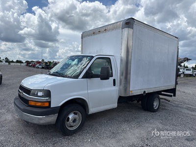 2016 Chevrolet Express G3500 4x2 Moving Van Truck (Inoperable)