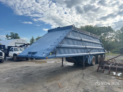 2014 Raglan Tri/A End Dump Trailer