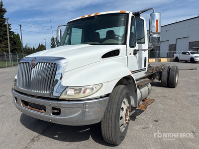 2013 International 4300M7 SBA 4x2 Cab and Chassis