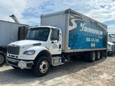 2017 Freightliner M2 106 バントラック