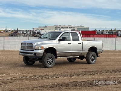 2005 Dodge 3500 4x4 Crew Cab ピックアップ