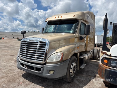 2014 Freightliner Cascadia 125 6x4 T/A Sleeper Truck Tractor (Inoperable)