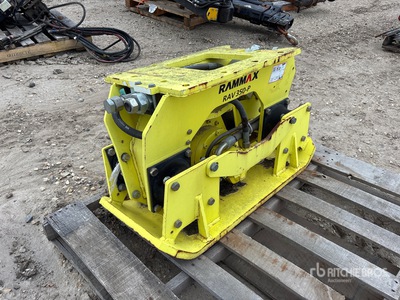 Rammax RAV350P Mini Excavator Tamper