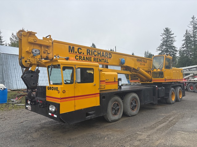 1972 Grove Crane 60000 lb 8x4 Hydraulic Truck Crane 1972 Grove Crane 60000 lb 8x4 Hydraulic Truck Crane