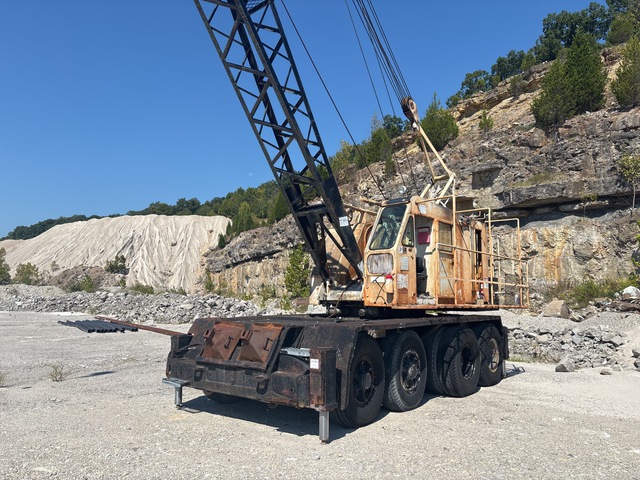 Link-Belt UC108B 45 t 8x4x4 All Terrain Crane