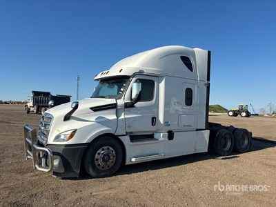 2018 Freightliner Cascadia 126 6x4 T/A Sleeper Truck Tractor