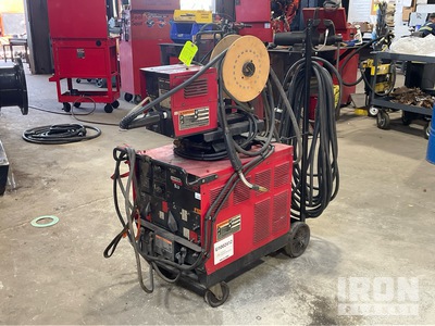 Lincoln DC-250 33 A Mobile MIG Electric Welder