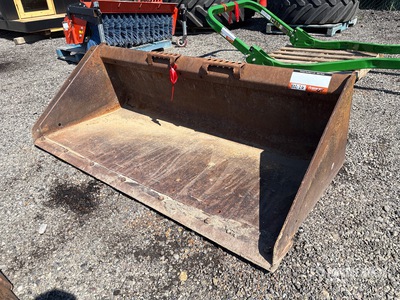 66 in Skid Steer Bucket