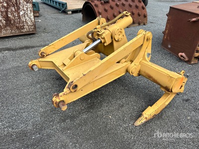 76 in Crawler Tractor Ripper - Fits Cat D6T