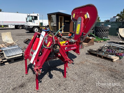 2018 Raster Master WB100 3 ft 8 in 3-Point Trim Mower