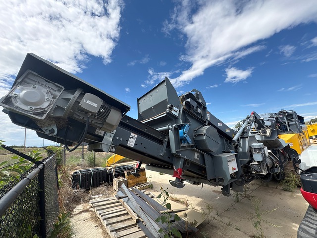 2022 Rubble Master RM90GO! Tracked Impact Crusher Plant 2022 Rubble Master RM90GO! Tracked Impact Crusher Plant
