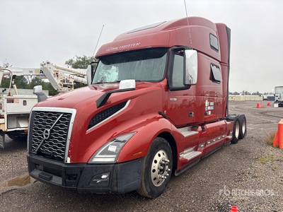 2022 Volvo VNL860 6x4 Cabeza Tractora Cabina Dormitorio (Inoperable)
